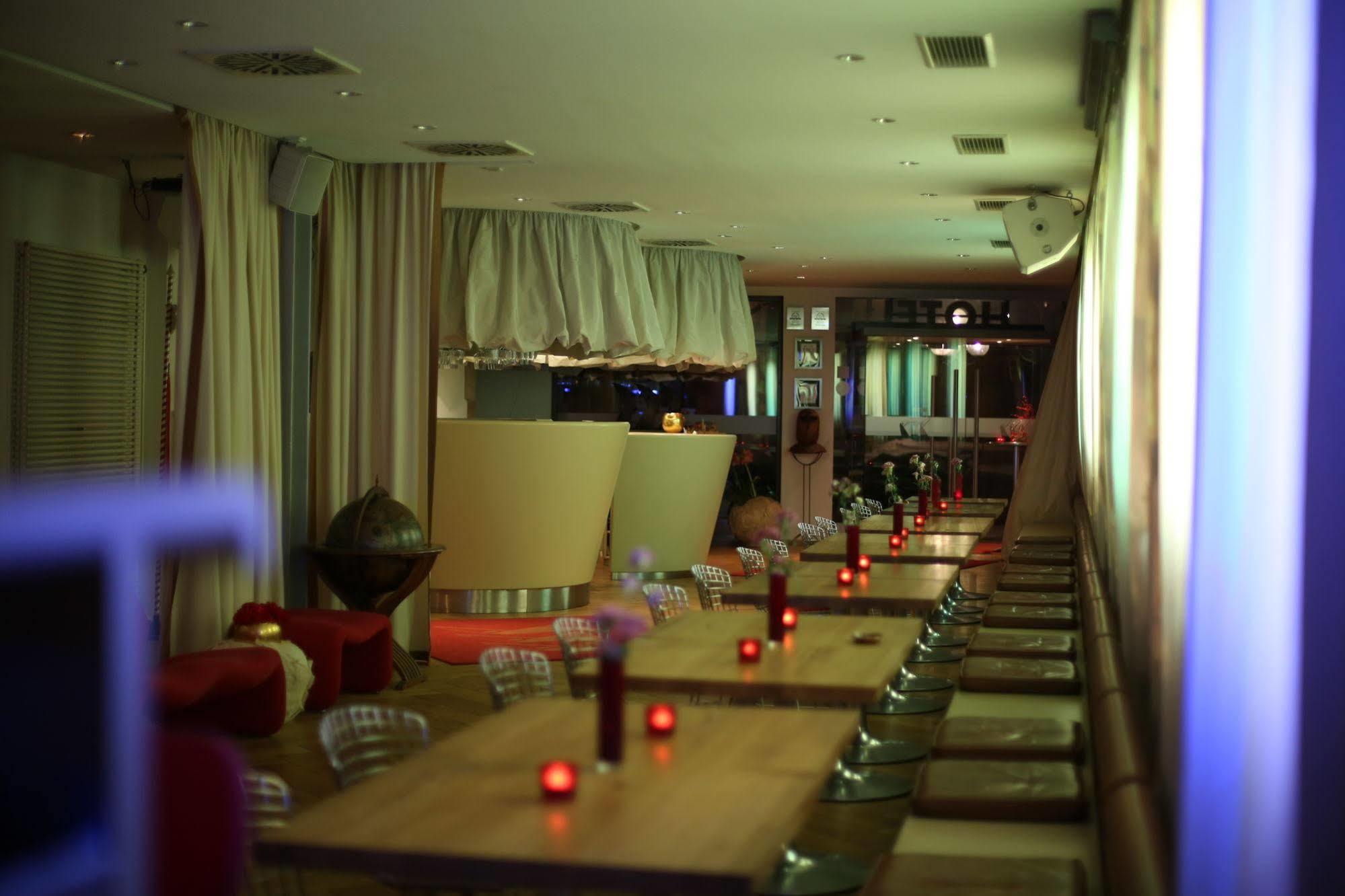 Hotel Drei Raben 4*
